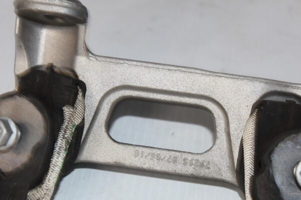 BMW F80 M3 Gearbox Transmission Supporting Bracket 2231228412901, 22312284129