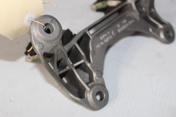 BMW F80 M3 Gearbox Transmission Supporting Bracket 2231228412901, 22312284129