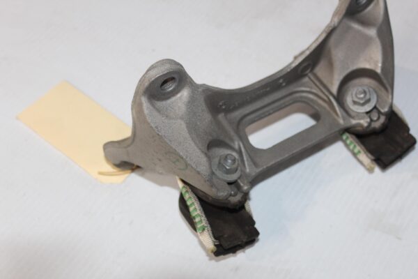 BMW F80 M3 Gearbox Transmission Supporting Bracket 2231228412901, 22312284129