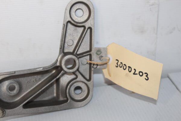 BMW F80 F82 F87 M2 M3 M4 Gearbox Transmission Mount 22316796611
