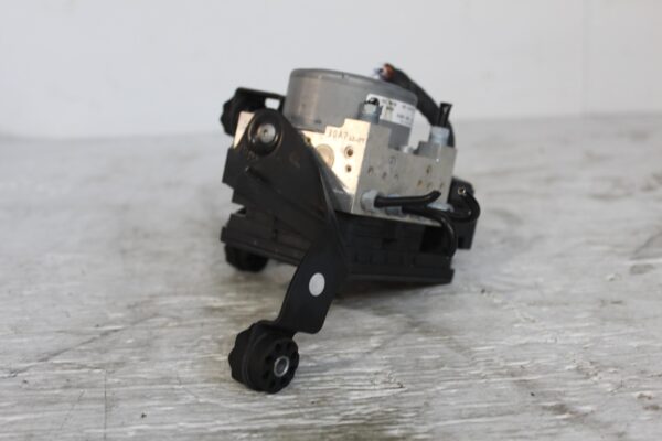 BMW F80 M3 ABS PUMP UNIT 34518096586