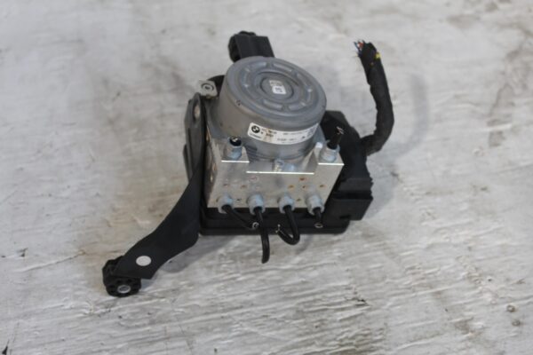 BMW F80 M3 ABS PUMP UNIT 34518096586