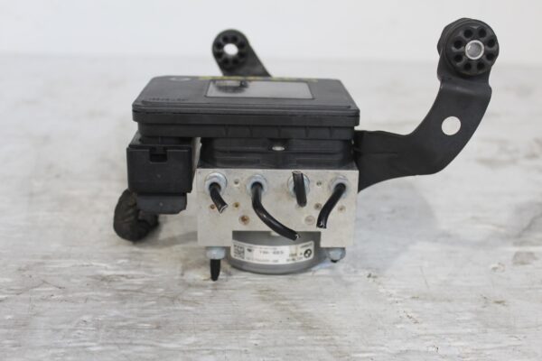 BMW F80 M3 ABS PUMP UNIT 34518096586