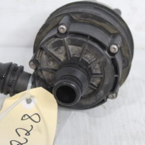 BMW x1 F48 Auxiliary Water Coolant Pump 392024062, 11519470972 - Image 2