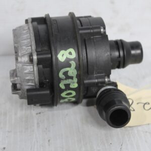 BMW x1 F48 Auxiliary Water Coolant Pump 392024062, 11519470972 - Image 3