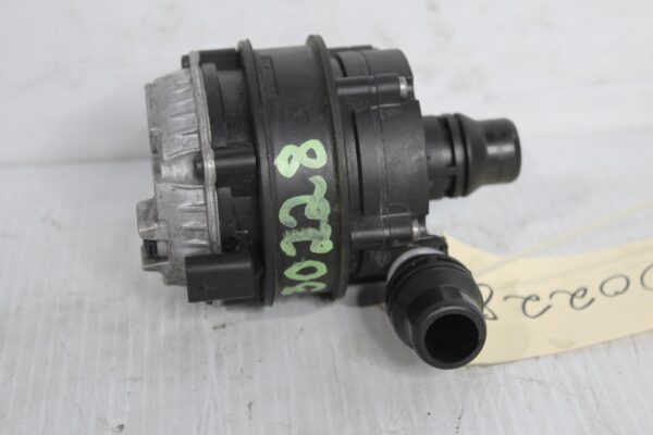 BMW x1 F48 Auxiliary Water Coolant Pump 392024062, 11519470972