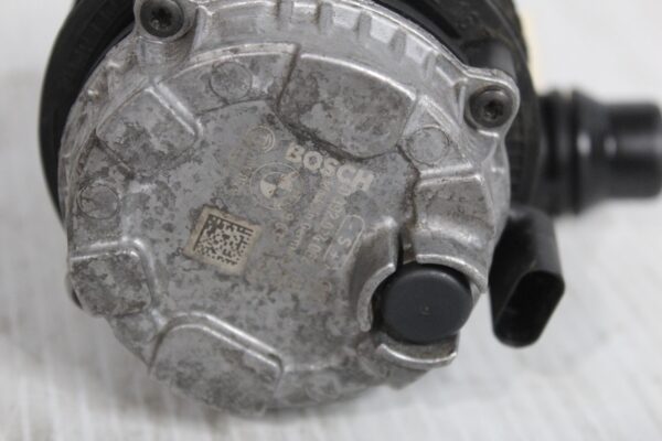 BMW x1 F48 Auxiliary Water Coolant Pump 392024062, 11519470972
