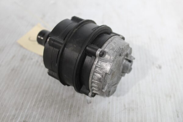 BMW x1 F48 Auxiliary Water Coolant Pump 392024062, 11519470972