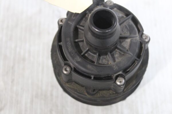 BMW x1 F48 Auxiliary Water Coolant Pump 392024062, 11519470972