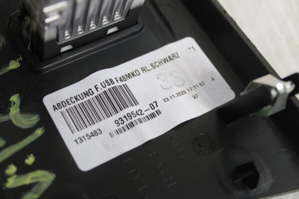 BMW F48 X1 Centre Console USB Port Trim Piece 51169319542