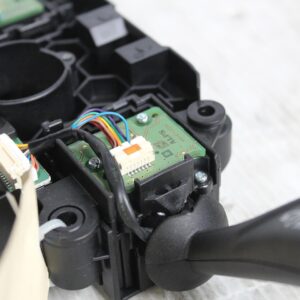 BMW F48 X1 Switch Cluster Steering Column Stalk 6827371, 61316827371 - Image 7