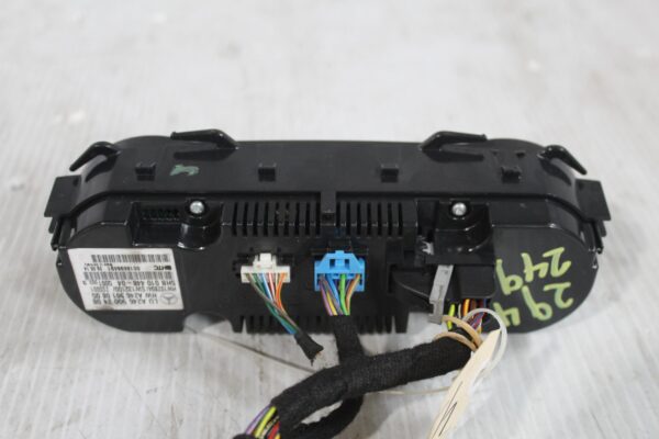 Mercedes Benz W176 W117 A CLA Class Climate Control Unit A2469002408