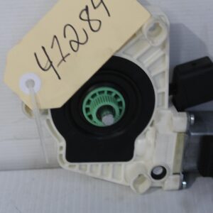 Merecedes Benz Window Motor A55382110 - Image 3