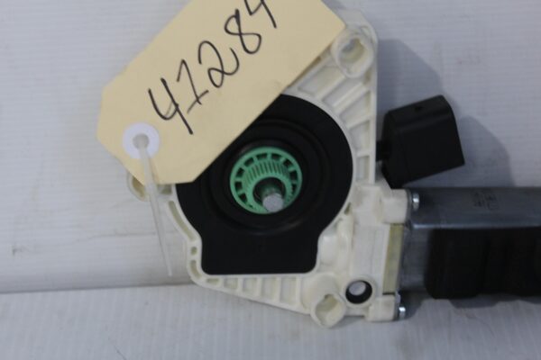 Merecedes Benz Window Motor A55382110