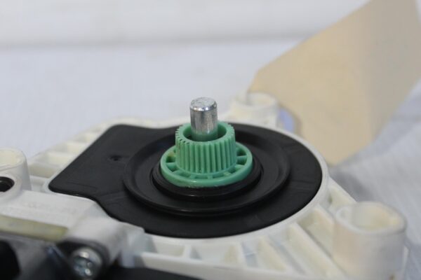 Merecedes Benz Window Motor A55382110