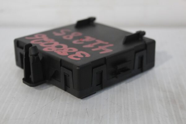 Mercedes Benz W176 A Class Door Control Unit Module A1669005511