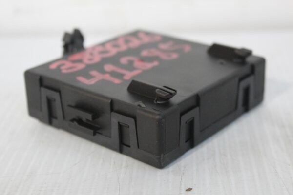 Mercedes Benz W176 A Class Door Control Unit Module A1669005511