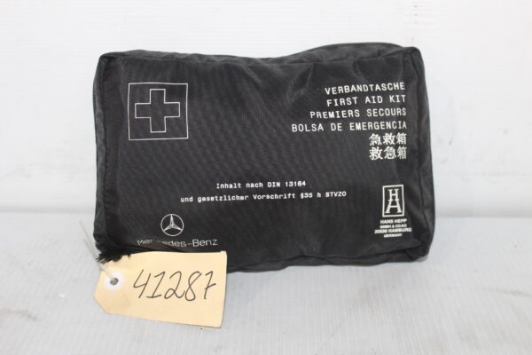 Mercedes Benz W204 C Class First Aid Kit Pouch A1698600150
