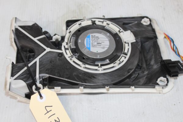 Mercedes Benz W204 C63 AMG Centre Console Blower Speaker A2048300008