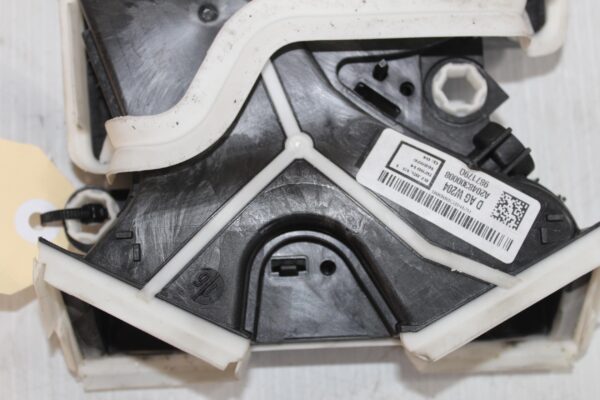 Mercedes Benz W204 C63 AMG Centre Console Blower Speaker A2048300008