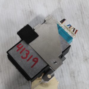 Mercedez Benz W204 C63 V8 Fuel Pump Control Unit Relay Module A0009003500 - Image 7