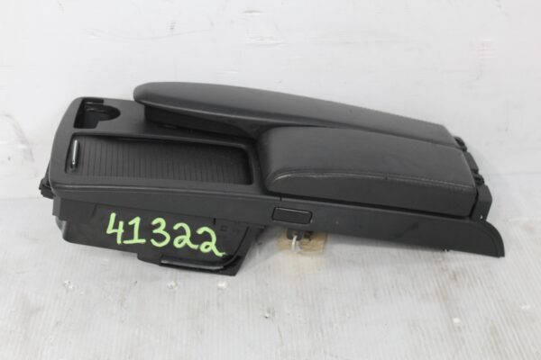 Mercedes Benz W204 C63 AMG Centre Console Armrest Assembly A2046801339
