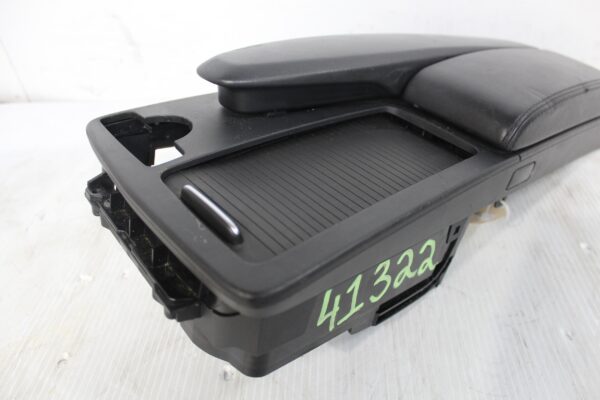 Mercedes Benz W204 C63 AMG Centre Console Armrest Assembly A2046801339