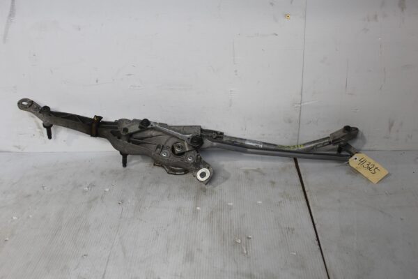 Mercedes Benz W204 C63 Front Wiper Linkage And Motor A2048201140