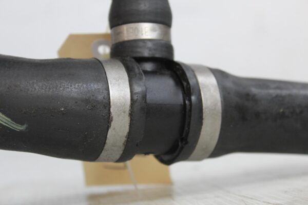 Mercedes Benz W204 C Class Right Radiator Hose A2045000475