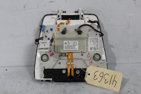 Mercedes Benz W212 E63 AMG Interior Map Light Overhead Console A2129002525