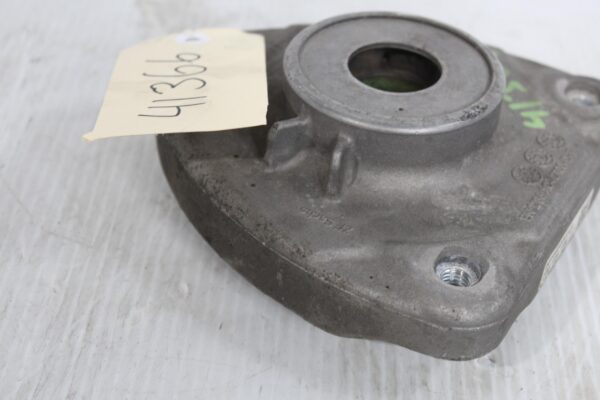 Mercedes Benz W176 W117 A CLA Class Front Strut Top Mount A2463230020