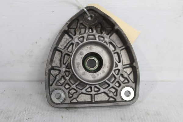 Mercedes Benz W176 W117 A CLA Class Front Strut Top Mount A2463230020