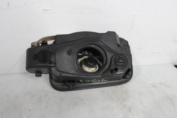 Mercedes Benz W212 E Class Fuel Filler Flap Cap Assembly A2126300000, A2127570006