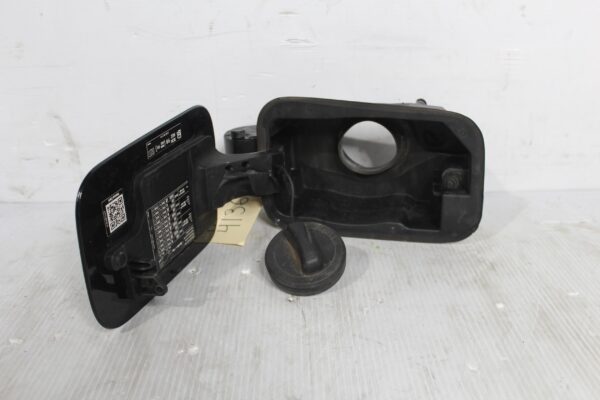 Mercedes Benz W212 E Class Fuel Filler Flap Cap Assembly A2126300000, A2127570006
