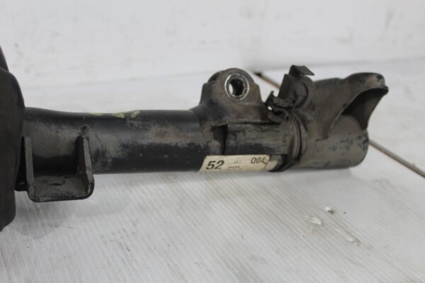 Mercedes Benz W204 C63 AMG Front Shock Absorber Strut A2043205530