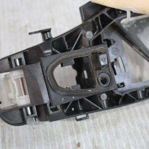 Mercedes Benz W205 C Class Front Right Door Handle Carrier A0997602000 - Image 4