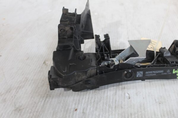 Mercedes Benz W205 C Class Front Right Door Handle Carrier A0997602000