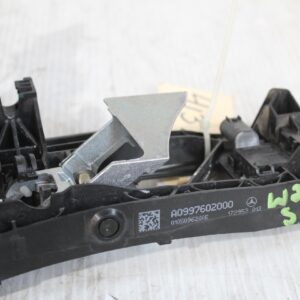 Mercedes Benz W205 C Class Front Right Door Handle Carrier A0997602000 - Image 10