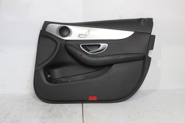 Mercedes Benz W205 C300 Front Right Drivers Door Card A2057205227