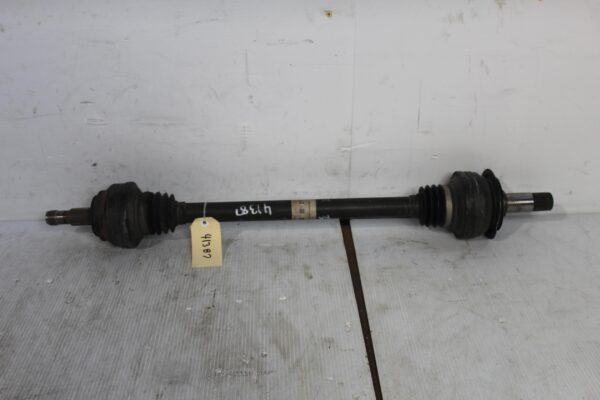 Mercedes Benz W205 C63S Coupe AMG Rear Right Axle Driveshaft A2053500914
