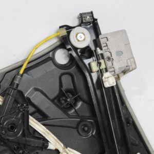 Mercedes Benz W117 CLA Rear Right Door Window Regulator With Speaker A1177302700 - Image 3