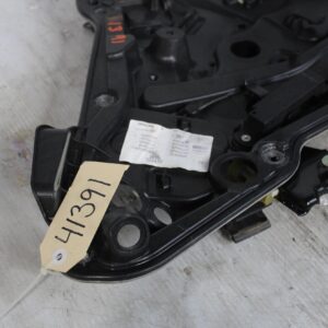 Mercedes Benz W117 CLA Rear Right Door Window Regulator With Speaker A1177302700 - Image 6