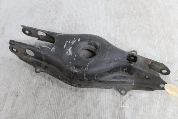 Mercedes Benz W204 C63 Right Hand Rear Lower Control Arm A2043503506