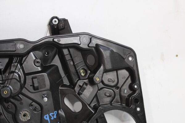 Porsche 958 92A Cayenne Front Left Passenger Window Regulator Motor 7P5837755D