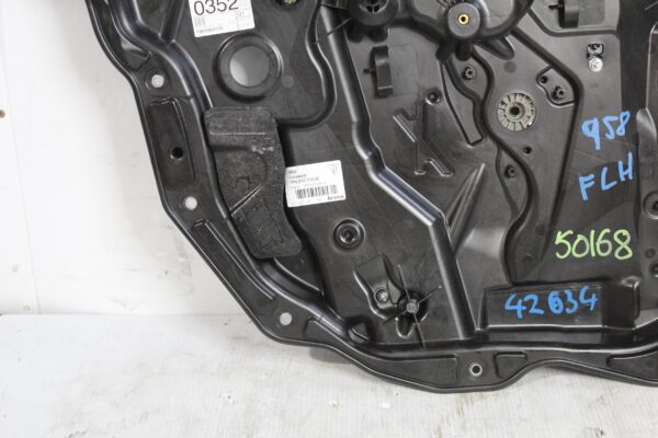 Porsche 958 92A Cayenne Front Left Passenger Window Regulator Motor 7P5837755D