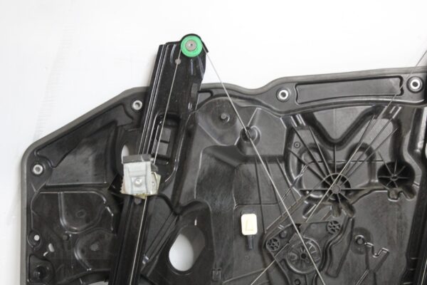 Porsche 958 92A Cayenne Front Left Passenger Window Regulator Motor 7P5837755D