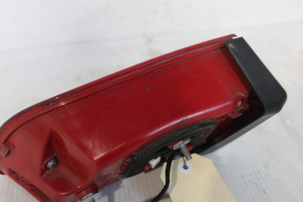 Porsche 95B Macan Rear Right Tail Light 95B945093F, 95B945093, 95B945093AD