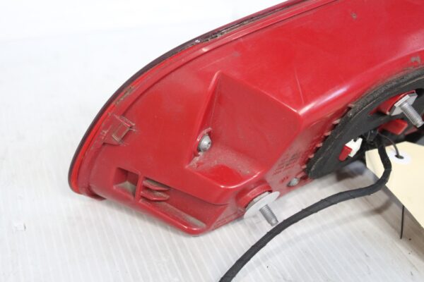 Porsche 95B Macan Rear Right Tail Light 95B945093F, 95B945093, 95B945093AD