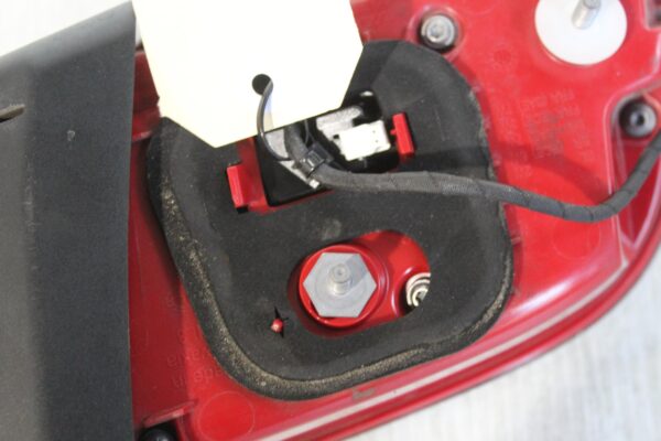 Porsche 95B Macan Rear Right Tail Light 95B945093F, 95B945093, 95B945093AD