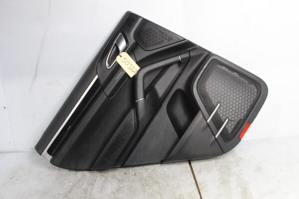Porsche 958 92A Cayenne Rear Left Door Panel 7P5867211, 95855520211